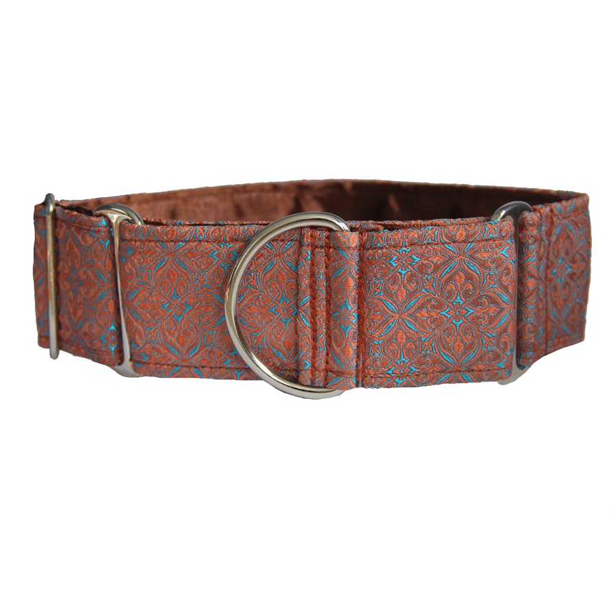 royalty_bruin Collier martingale royauté brune (brocart) – Image 1