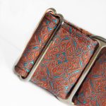 Collier martingale royauté brune (brocart) – Image 2